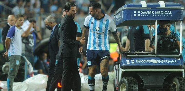 Gago bancó a Cardona. Foto: Publicada por Clarín