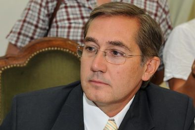 MDZol | Jorge Tanús, se quejó en una conferencia de prensa. Foto: Pachy Reynoso / MDZ