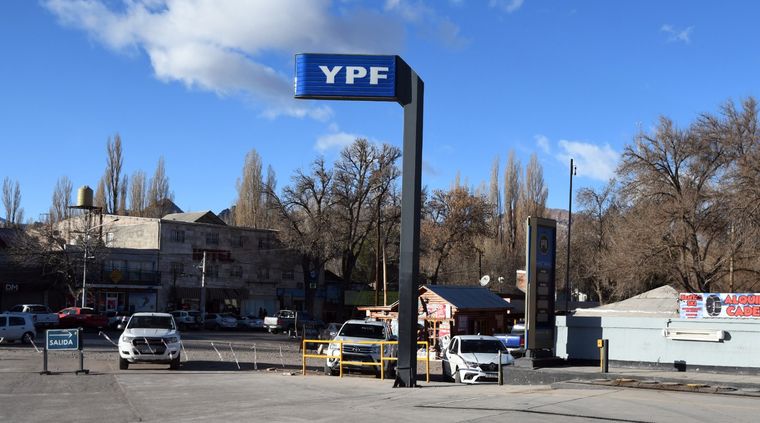 Las nuevas estaciones de servicio de YPF abrirán en el segundo semestre de este año. Foto: ALF PONCE MERCADO / MDZ