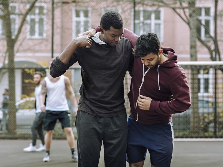 Los actos de amabilidad tienen un impacto positivo en nuestro bienestar emocional Foto: Shutterstock