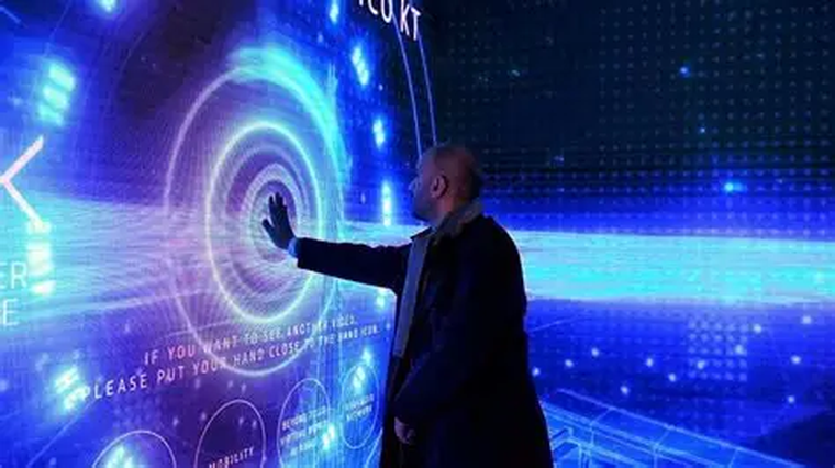 En el lado más futurista, 2026 tal vez nos acerque más a la tan mentada AGI (Inteligencia Artificial General). En el lado más futurista, 2026 tal vez nos acerque más a la tan mentada AGI (Inteligencia Artificial General).