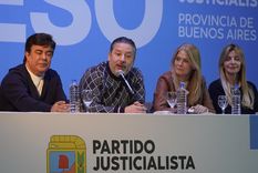 Los intendentes sacan de las negociaciones a Kicillof, Máximo Kirchner y Sergio Massa. Foto: PJ Los intendentes sacan de las negociaciones a Kicillof, Máximo Kirchner y Sergio Massa. Foto: PJ