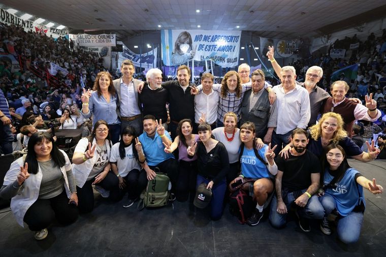 El gobernador Axel Kicillof, participando de un acto de campaña organizado por los gremios estatales Foto: Prensa Gobierno de la Provincia de Buenos Aires