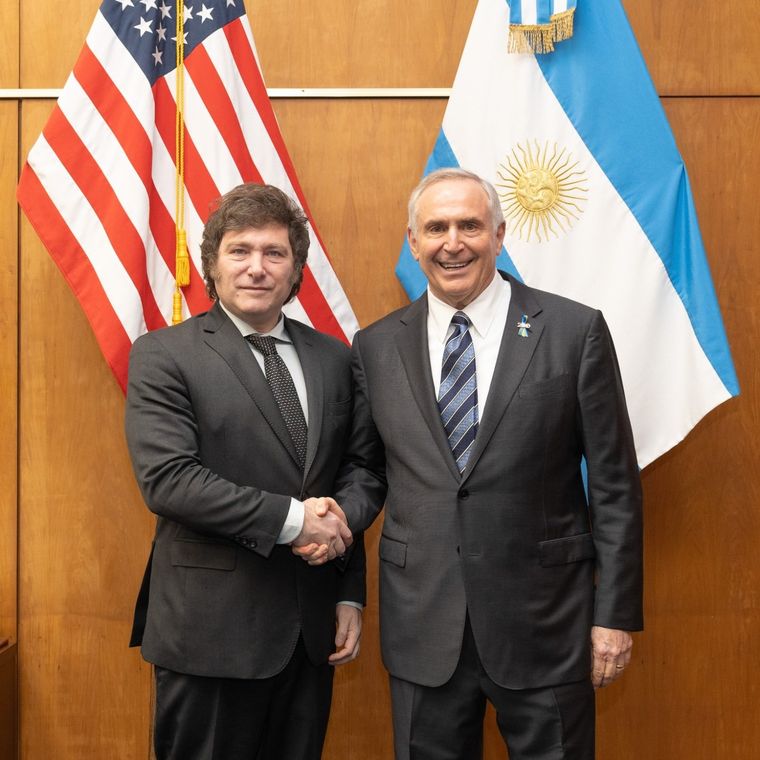Javier Milei junto a Marc Stanley, embajador de los Estados Unidos Foto: Noticias Argentinas