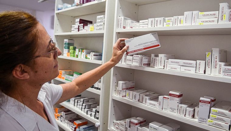 Más de 5 millones de afiliados acceden al Programa de Medicamentos PAMI. Más de 5 millones de afiliados acceden al Programa de Medicamentos PAMI. 
