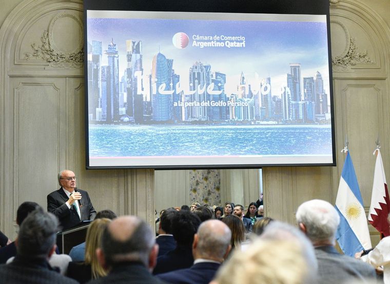 El secretario de Industria, José Ignacio de Mendiguren, busca abrir mercados de exportación, con países de Oriente siguiendo la línea que trazó el nuevo ministro de Economía Sergio Massa.