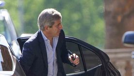 Según Bloomberg, Luis Caputo aseguró que podría haber cambios en las bandas cambiarias