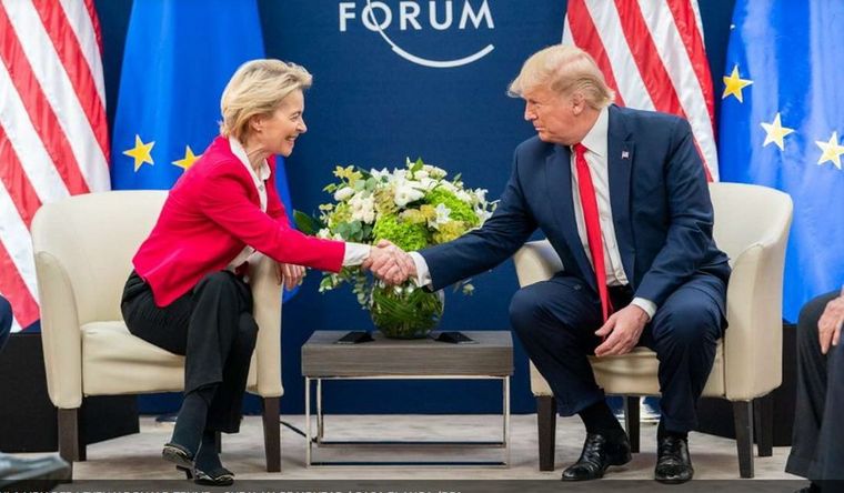 Ursula von der Leyen y Donald Trump podrían verse las caras nuevamente cuando venza el plazo de suspensión de aranceles el 9 de julio.