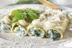 cocina facil: atrevete a preparar unos canelones de espinaca y queso ¡en minutos!