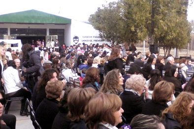 MDZol | Gran festejo en la Escuela Suter, en sus 100 años de historia. Foto: Mediamza.com