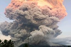 El volcán Lewotobi Laki-laki se mantiene en actividad constante desde su erupción este martes El volcán Lewotobi Laki-laki se mantiene en actividad constante desde su erupción este martes