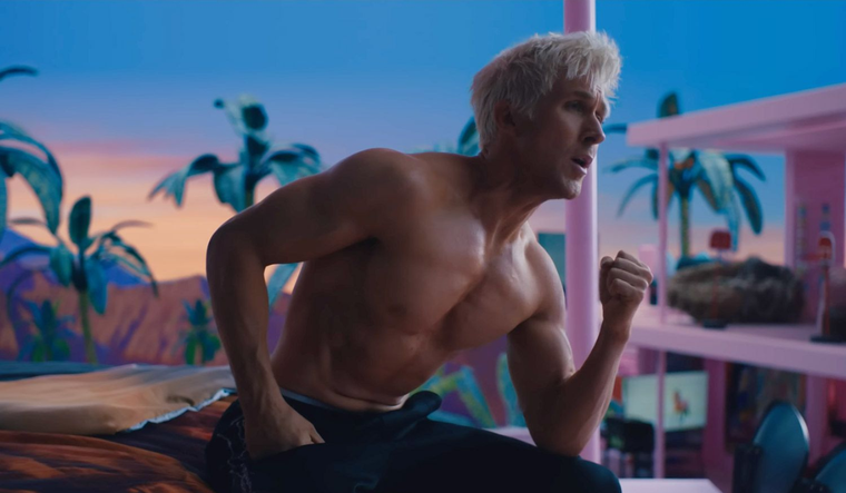 Ryan Gosling le prohibió a sus hijas ver la película Barbie y expresó el por qué de esa decisión.