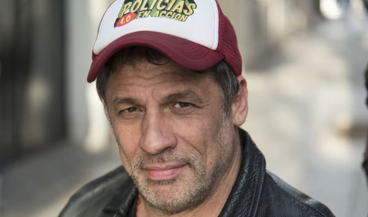 El periodista fue agredido en la previa del acto de Javier Milei en Moreno y debió ser atendido por un grave corte en su cabeza.