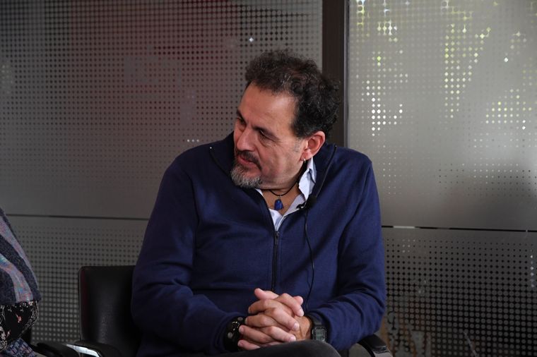 Nélida Rojas y Alfredo Guevara Nélida Rojas y Alfredo Guevara