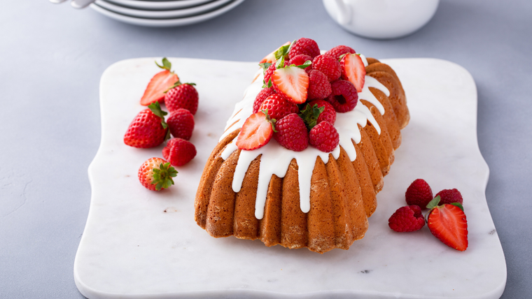 La receta de torta de vainilla con glasé es una de las más clásicas de la repostería casera. La receta de torta de vainilla con glasé es una de las más clásicas de la repostería casera.
