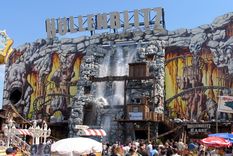 Hoellenblitz, la montaña rusa en la que ocurrió el accidente Hoellenblitz, la montaña rusa en la que ocurrió el accidente