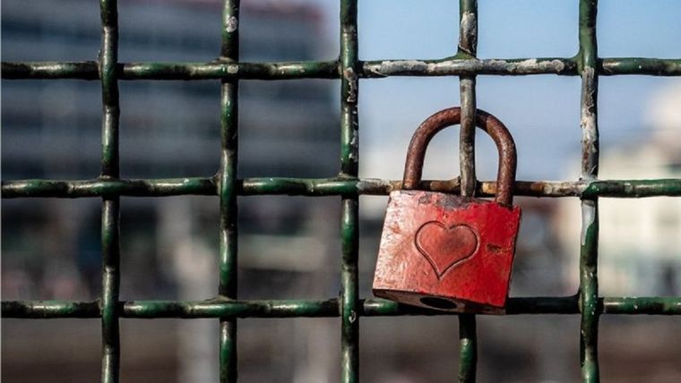 El estrés oxidativo tiene lugar cuando se producen en nuestro cuerpo compuestos que no son útiles para la vida. Foto: GETTY IMAGES