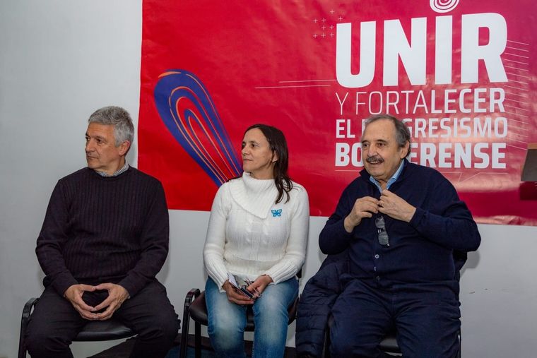Ricardo Alfonsín sentó a su lado a los líderes de Libres del Sur y Forja. Foto: Prensa Ricardo Alfonsín