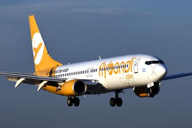 MDZol | La falta de dólares obligó a Flybondi a suspender las operaciones de dos aviones por la imposibilidad de pagar servicios al exterior Foto: ALF PONCE MERCADO / MDZ