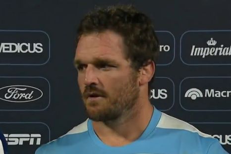 El capitán de Los Pumas, Julián Montoya, agradeció a sus compañeros y a la gente tras el triunfo ante los All Blacks. El capitán de Los Pumas, Julián Montoya, agradeció a sus compañeros y a la gente tras el triunfo ante los All Blacks.