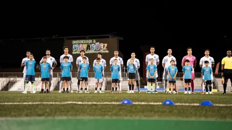 Puerto Rico llega improvisado pero con sueños grandes: Messi y Argentina serán su primer rival histórico.