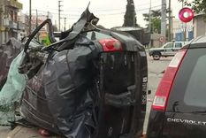 Tres personas murieron tras el choque entre una camioneta y dos autos