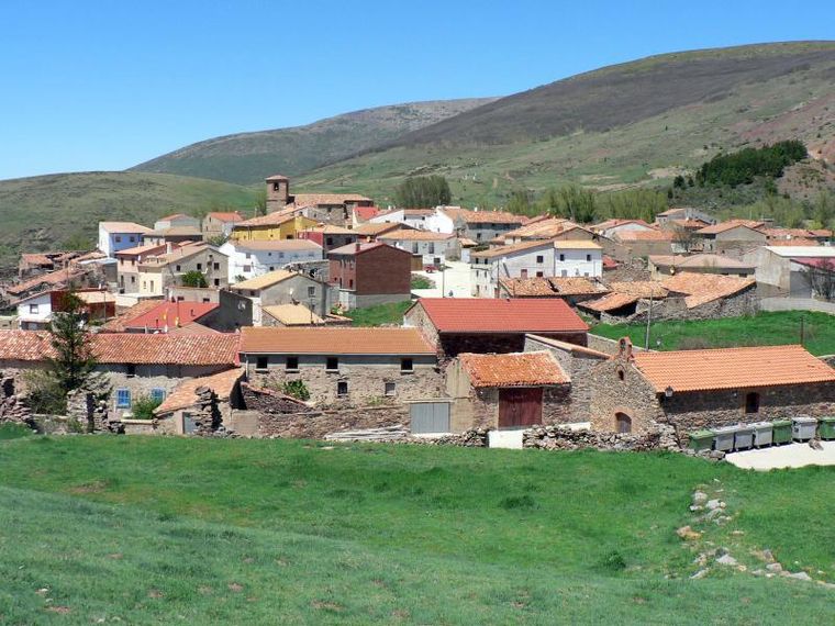 El bar de Beratón era el punto de encuentro del pueblo, hoy cerrado y en busca de nuevos dueños. El bar de Beratón era el punto de encuentro del pueblo, hoy cerrado y en busca de nuevos dueños.