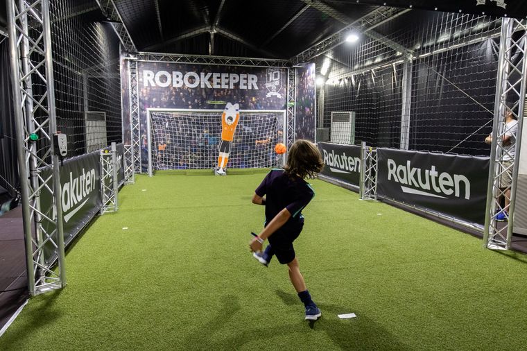 Se Messi por un día: el desafío que fue furor en Barcelona llega a Buenos Aires