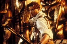 La momia se estrenó el 7 de mayo de 1999, recaudando 43 millones de dólares