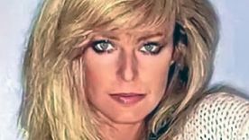 La ya fallecida Farrah Fawcett, famosa por ser uno de los “Ángeles de Charly“ en la serie original, puso de moda mucho más que el estilo indiscutible de su melena con ondas. Foto: Instagram  @farrahfawcettfn