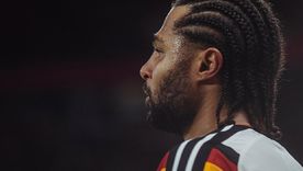 El jugador del Bayern Múnich utilizó sus redes sociales para confirmar la noticia..