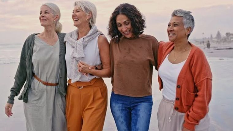 Lo que muchas mujeres 5.0 describen en esta etapa no se reduce a síntomas físicos. Lo que muchas mujeres 5.0 describen en esta etapa no se reduce a síntomas físicos.