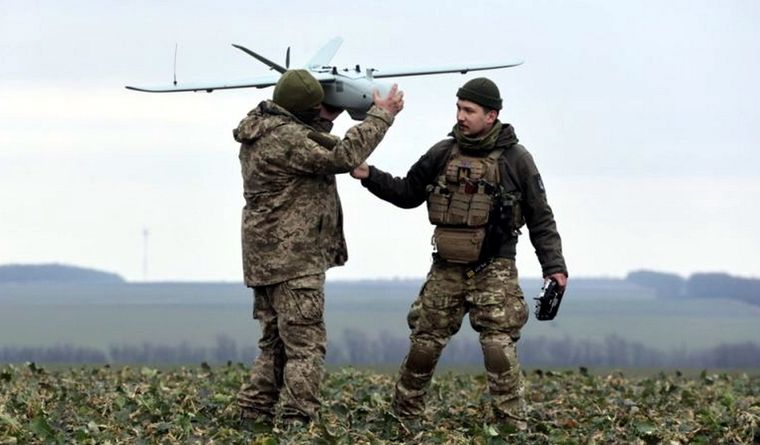 Ucrania y Rusia se lanzan potentes ataques con drones. Foto: Efe.