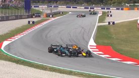 Max Verstappen fue penalizado por una peligrosa maniobra contra Russell sobre el final Max Verstappen fue penalizado por una peligrosa maniobra contra Russell sobre el final