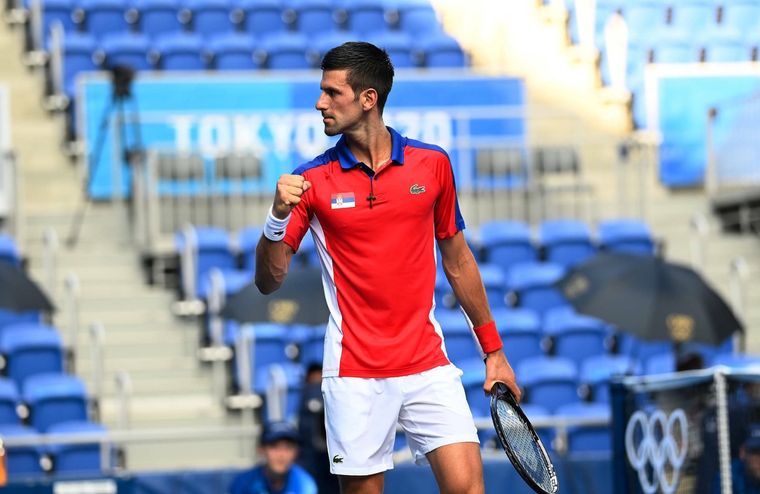 Djokovic quiere seguir avanzando hacia su primer oro olímpico Foto: Twitter @djokernole