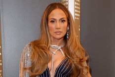 Foto: https://www.vanitatis.elconfidencial.com/estilo/belleza/2023-02-16/flequillo-desfilado-jennifer-lopez-rejuvenece_3575773/