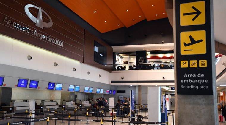 La nueva ruta será operada por Aerolíneas Argentinas Foto: ALF PONCE MERCADO / MDZ
