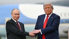 Esta semana los presidentes de Rusia, Vladimir Putin, y de Estados Unidos, Donald Trump acordaron volver a reunirse para abordar la cuestión de la guerra en Ucrania y la noticia repercutió en los precios del petróleo.
