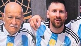 Messi se despidió de Omar Souto, el máximo responsable para que el 10 vistiera el manto sagrado. 