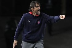 Diego Martínez dejó de ser DT de Cerro Porteño. Diego Martínez dejó de ser DT de Cerro Porteño.