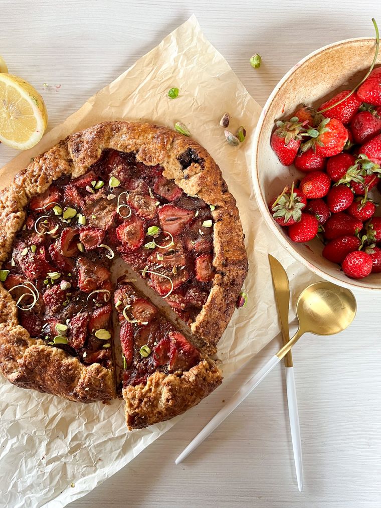 Gallete de frutillas Una tarta espectacular y super fácil de preparar, ideal para hacer en esta época del año.