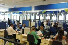 los empleados publicos deben volver al trabajo presencial: cuando sera