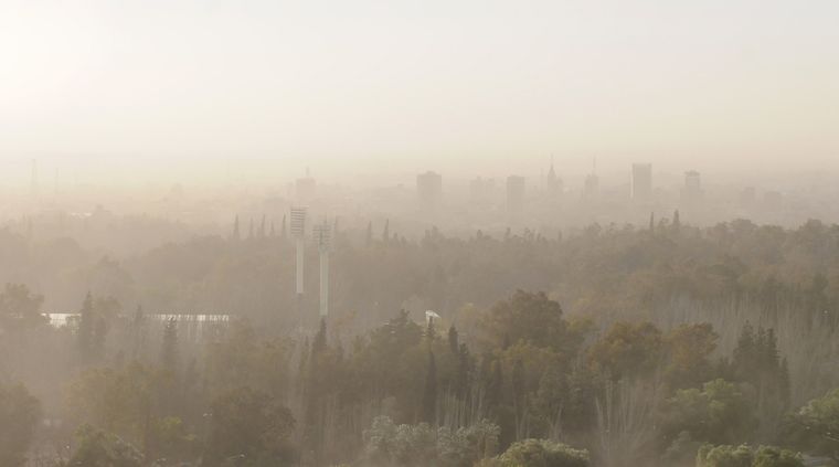 El SMN pronostica viento Zonda para tres provincias del oeste.