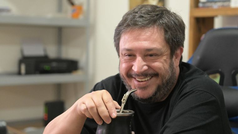 Hernán Casciari, escritor y fundador de la Comunidad Orsai. Hernán Casciari, escritor y fundador de la Comunidad Orsai.