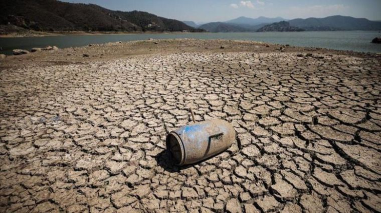 El conjunto de presas que abastece parcialmente de agua a Ciudad de México se encuentra bajo mínimos. Foto: Getty Images