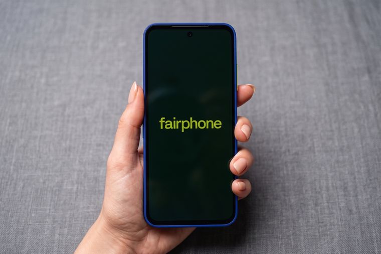El nuevo Fairphone incluye herramientas para cambiar la pantalla y la batería en el hogar.