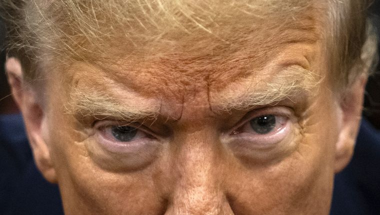 Donald Trump lanzó una fuerte advertencia contra las petroleras.