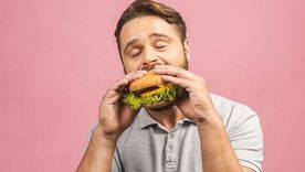 Por qué el cerebro es adicto a la comida ultraprocesada (y qué funciones puede alterar)