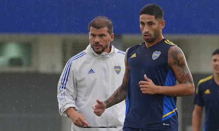 Herrón durante la práctica del miércoles. Foto: @BocaJrsOficial