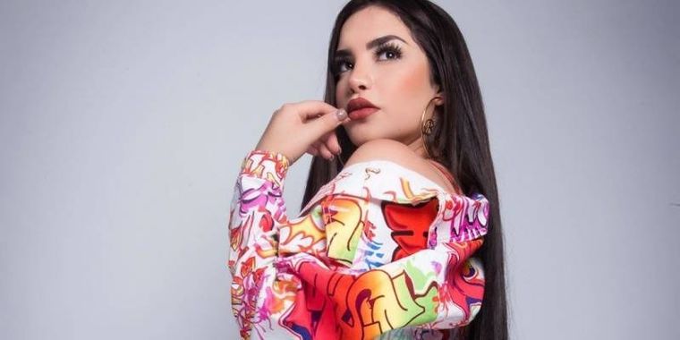 Se pasó de bella: Kimberly Loaiza enamoró desde una piscina en bikini Foto: Archivo